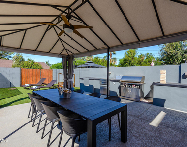 4514 N 35th Place - Photo Thumbnail 14
