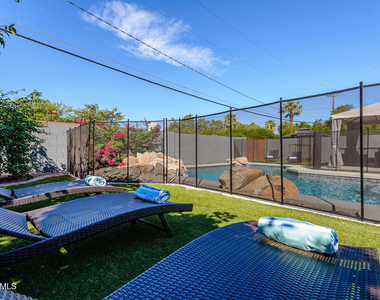 4514 N 35th Place - Photo Thumbnail 38