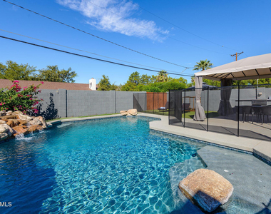 4514 N 35th Place - Photo Thumbnail 41