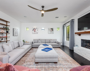 4514 N 35th Place - Photo Thumbnail 30