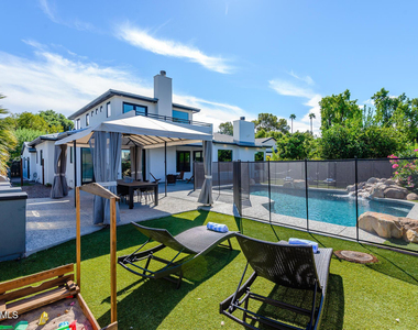4514 N 35th Place - Photo Thumbnail 23