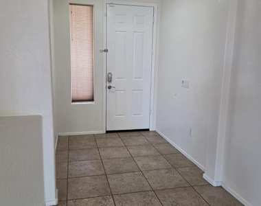 1828 E Beverly Road - Photo Thumbnail 8