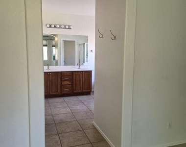 1828 E Beverly Road - Photo Thumbnail 52