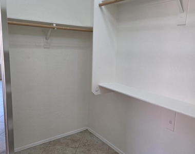 1828 E Beverly Road - Photo Thumbnail 50
