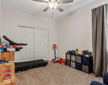 25325 S 225th Place - Photo Thumbnail 20