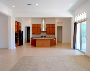 27711 N 38th Drive - Photo Thumbnail 5
