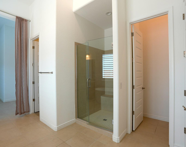 27711 N 38th Drive - Photo Thumbnail 10