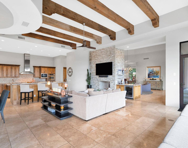 22100 N 97th Street - Photo Thumbnail 10