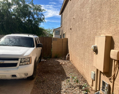 1807 E 36th Avenue - Photo Thumbnail 13