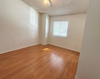 170 E Guadalupe Road - Photo Thumbnail 14