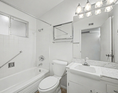 10606 W Oakmont Drive - Photo Thumbnail 15