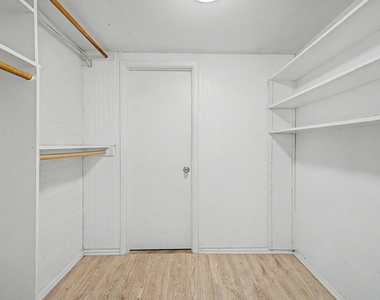 10606 W Oakmont Drive - Photo Thumbnail 12