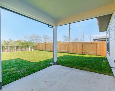 30222 Fledged Wing Drive - Photo Thumbnail 3