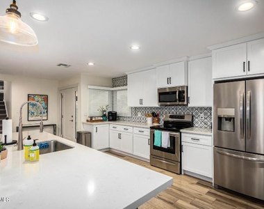 8762 E Monterey Way - Photo Thumbnail 12