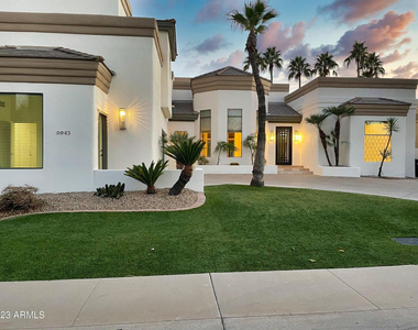 9943 E Island Circle - Photo Thumbnail 3