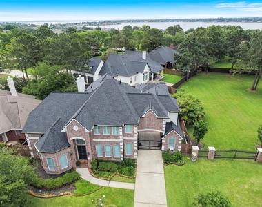 390 Wedgewood Drive - Photo Thumbnail 41