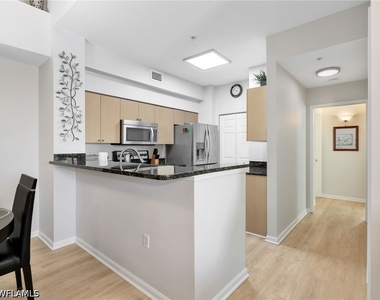 1205 Reserve Way - Photo Thumbnail 11