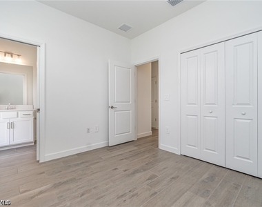 10849 Timber Creek Drive - Photo Thumbnail 11