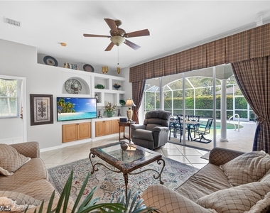 9550 Cedar Creek Drive - Photo Thumbnail 10