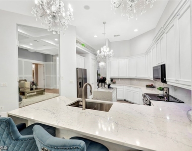 8910 Paseo De Valencia Street - Photo Thumbnail 15