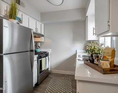 2627 N 45th - Photo Thumbnail 3