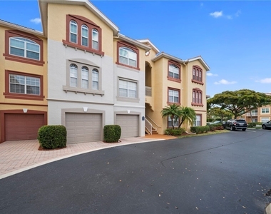 11400 Ocean Walk Lane - Photo Thumbnail 2