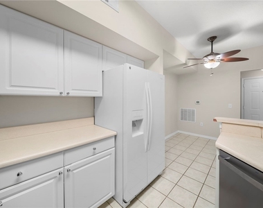 11400 Ocean Walk Lane - Photo Thumbnail 10