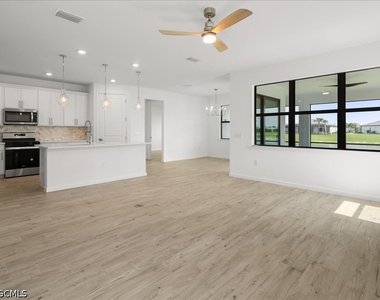 18262 Parksville Drive - Photo Thumbnail 9