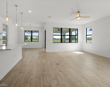 18262 Parksville Drive - Photo Thumbnail 7