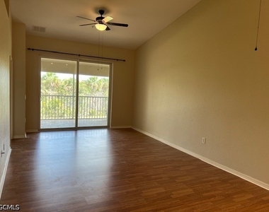 20061 Barletta Lane - Photo Thumbnail 6