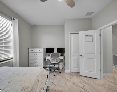 13846 Pine Lodge Lane - Photo Thumbnail 7