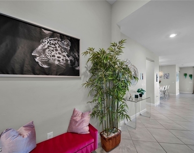 13846 Pine Lodge Lane - Photo Thumbnail 5