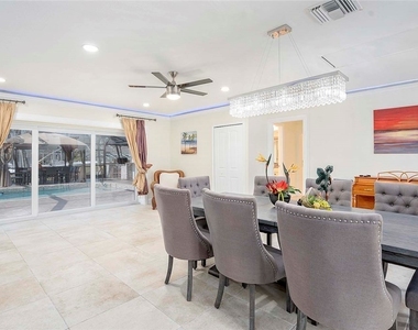 5208 Sw 8th Court - Photo Thumbnail 16
