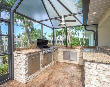5208 Sw 8th Court - Photo Thumbnail 30