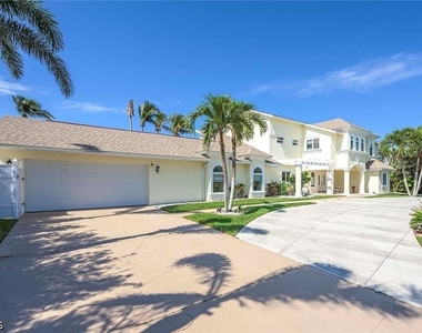 5208 Sw 8th Court - Photo Thumbnail 40