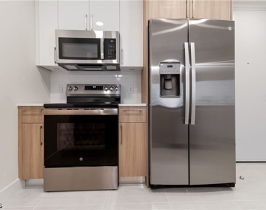 26600 Rosewood Pointe Drive - Photo Thumbnail 5