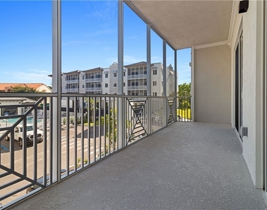 26600 Rosewood Pointe Drive - Photo Thumbnail 14