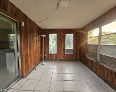 423 Morgan Circle S - Photo Thumbnail 13