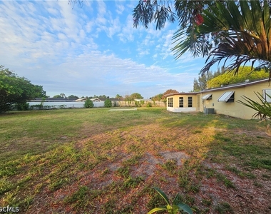 423 Morgan Circle S - Photo Thumbnail 28