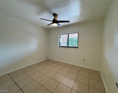 2201 E 5th Street - Photo Thumbnail 5