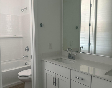 2890 E Frontiersman Lane - Photo Thumbnail 11