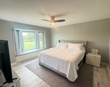 12540 Kelly Greens Boulevard - Photo Thumbnail 9