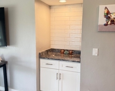 12540 Kelly Greens Boulevard - Photo Thumbnail 17