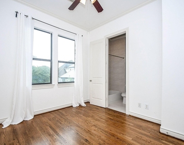 2222 Hilshire Lake Drive - Photo Thumbnail 18