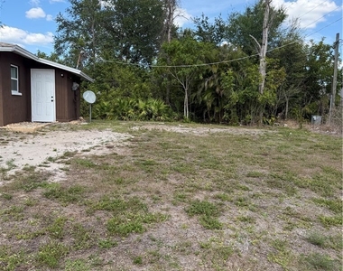 2804 River Ridge Boulevard - Photo Thumbnail 2