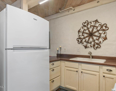 6840 E 2nd Street - Photo Thumbnail 9
