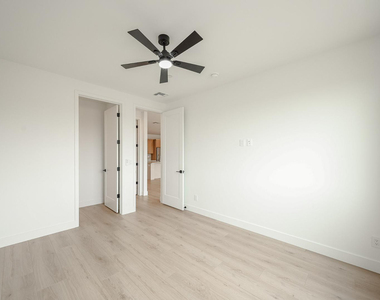 15006 N Ivory Drive - Photo Thumbnail 13