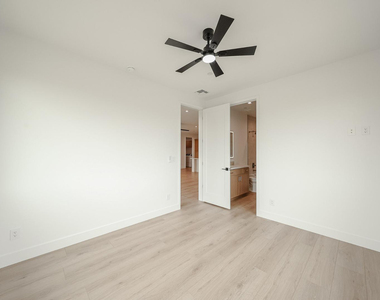 15006 N Ivory Drive - Photo Thumbnail 8