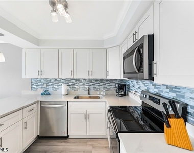 9375 Gulf Shore Drive - Photo Thumbnail 10