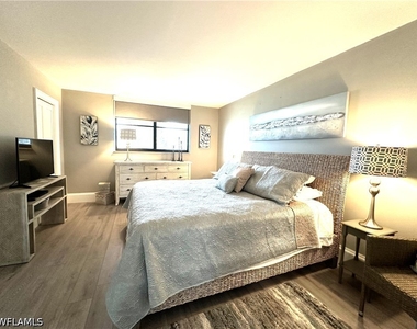 9375 Gulf Shore Drive - Photo Thumbnail 23